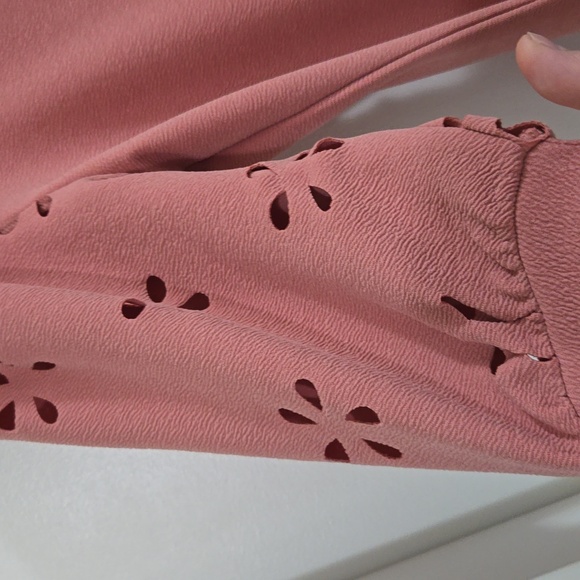 Salmon Pink top - Picture 4 of 5